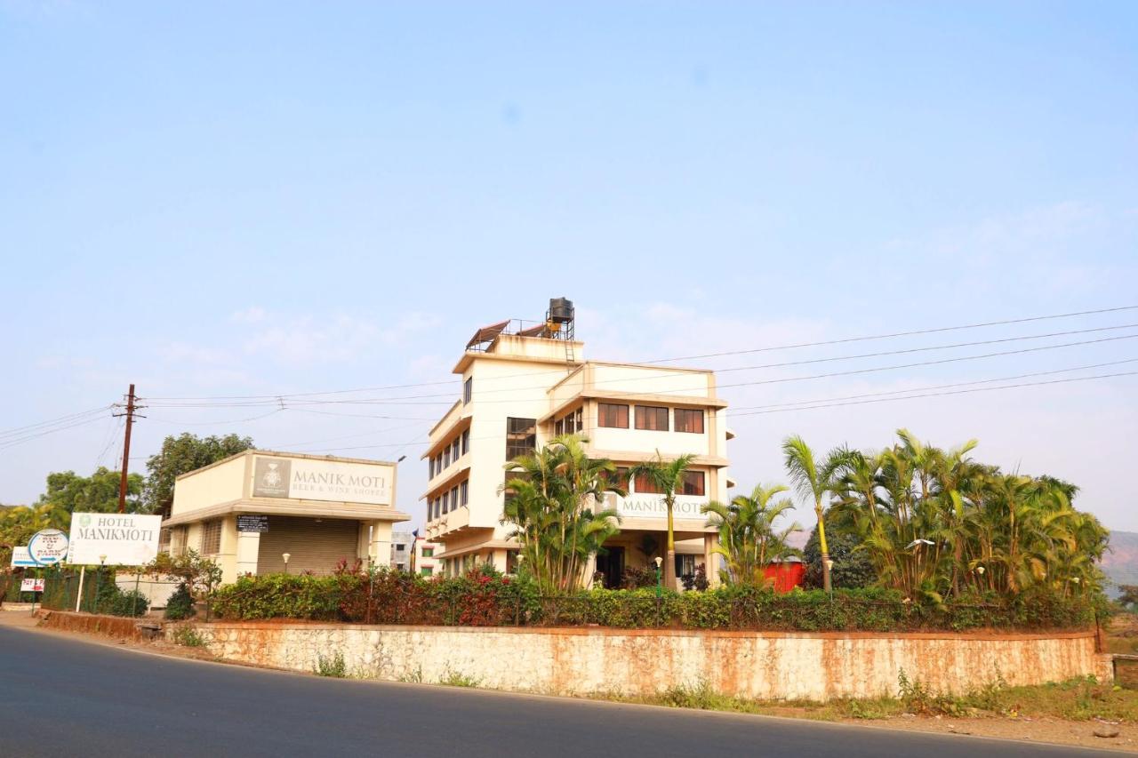 Hotel Manik Moti Lonavala Buitenkant foto